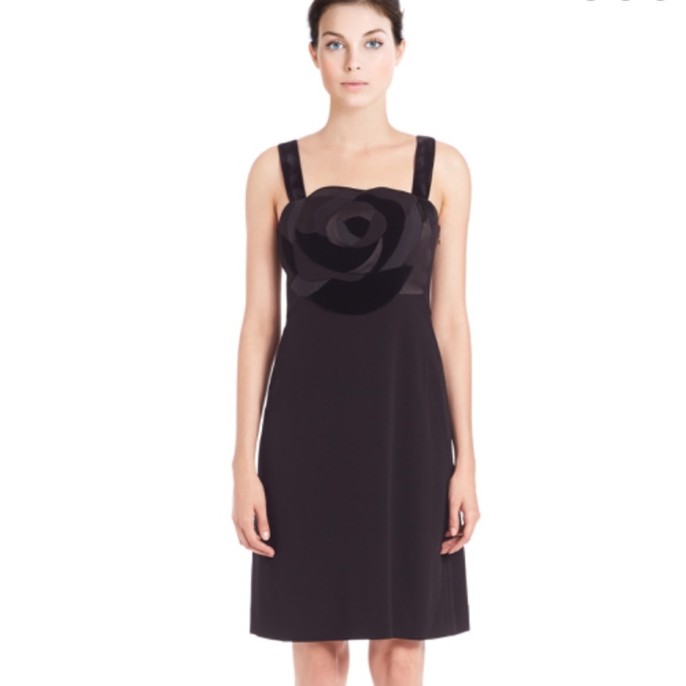 1 DAY FLASH SALE  dvf rose detail dress